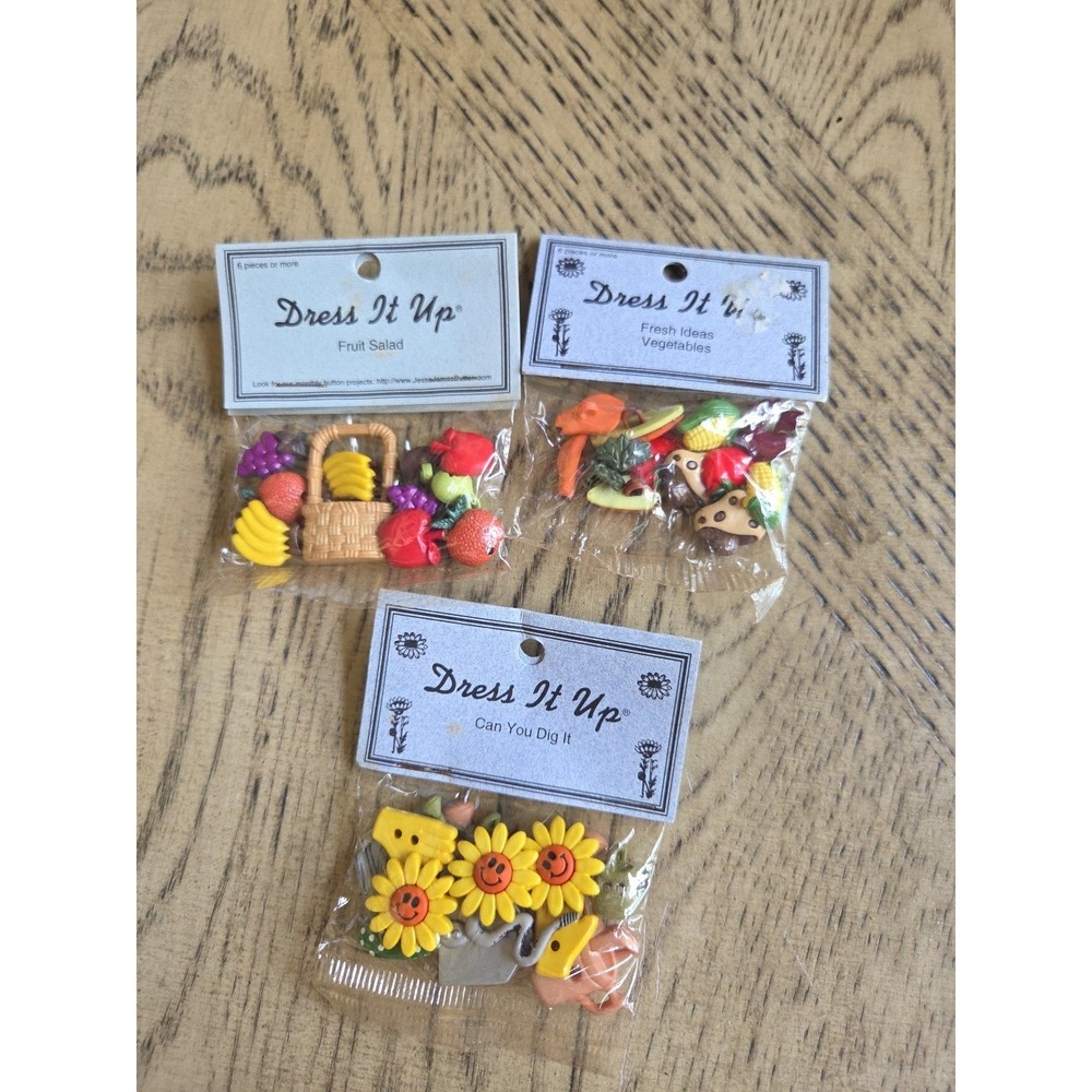 Vintage Buttons Dress It Up Buttons Fruit Salad Vegetables Flowers NOS Mushrooms